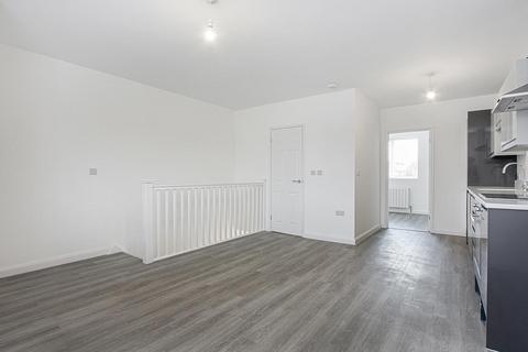 1 bedroom flat to rent, Walton Way, Mitcham CR4