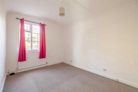 2 bedroom apartment for sale, Prince Consort Cottages, Windsor