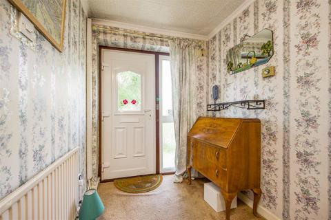 36 Cawcott Drive, Windsor, SL4 5PU