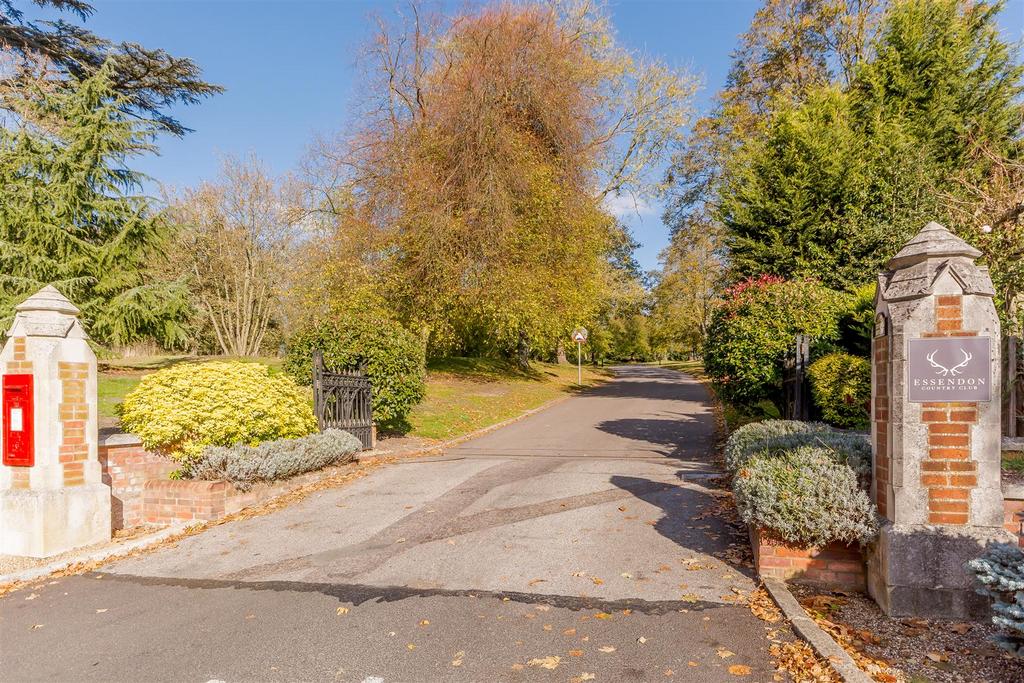 8365248-exterior08.jpg