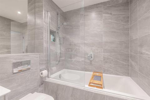 54 Bryan Gardens, Binfield, Bracknell, RG42 4JQ
