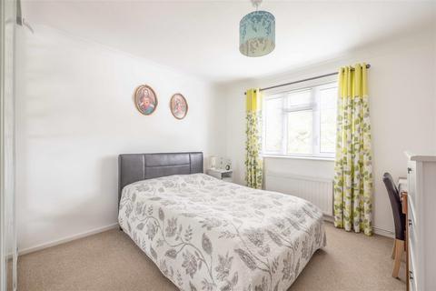11 Keeler Close, Windsor, SL4 4NL