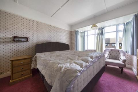 19 Clewer Hill Road, Windsor, SL4 4BU