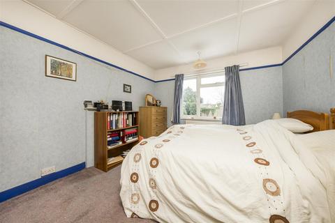 19 Clewer Hill Road, Windsor, SL4 4BU
