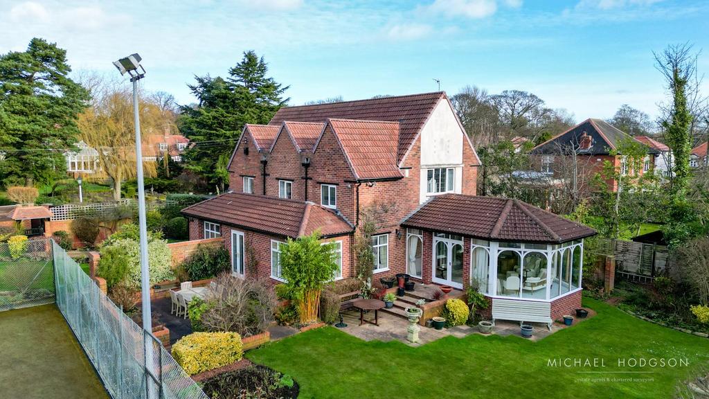 West Park Road, Cleadon Village... 4 bed detached house for sale £