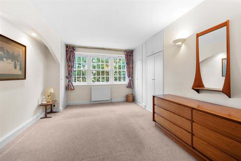 2 bedroom apartment to rent, Chartwell, Wimbledon Park Side, Wimbledon, SW19