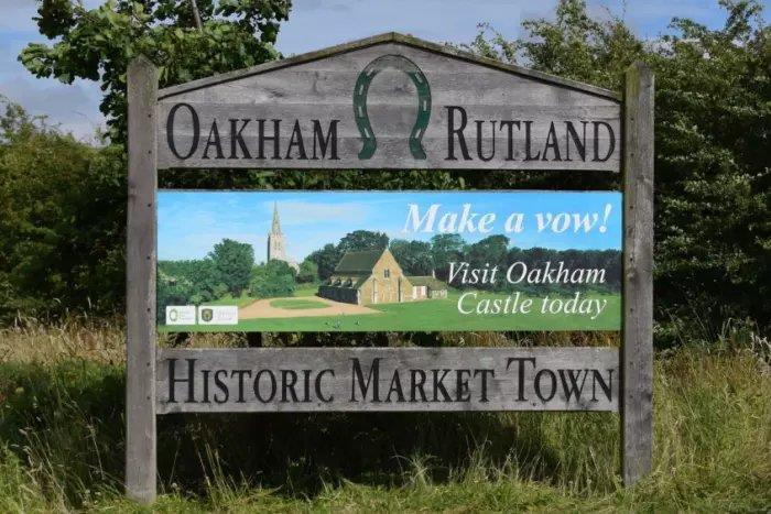 Oakham sign.jpg