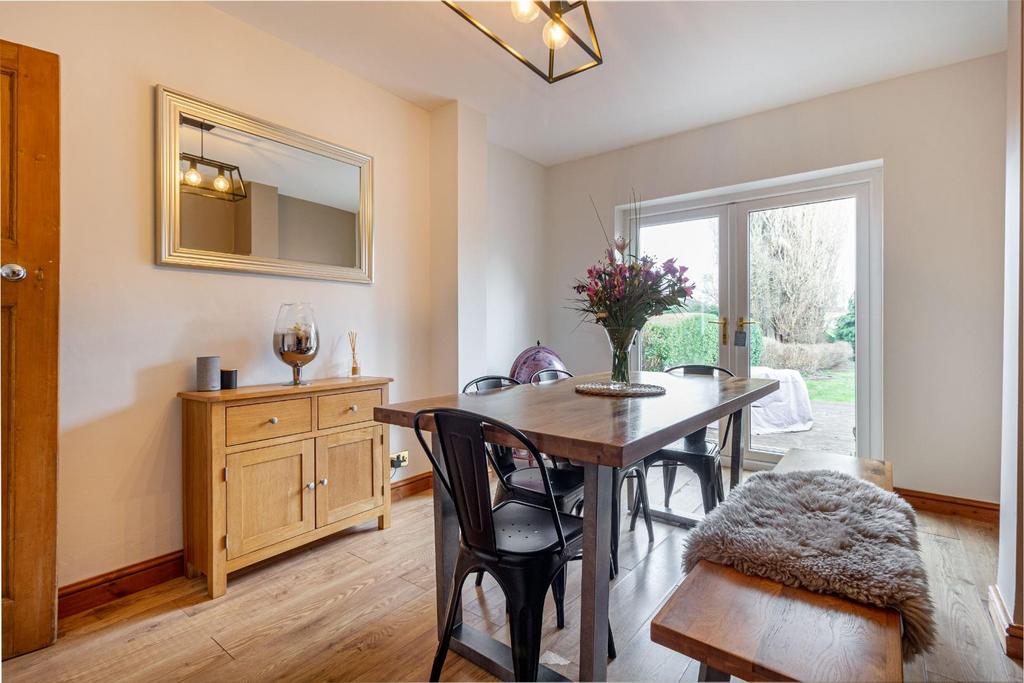 Dining-Room-2.jpg