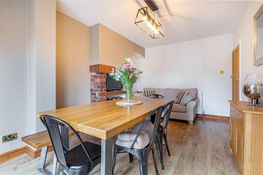 Dining-Room-3.jpg