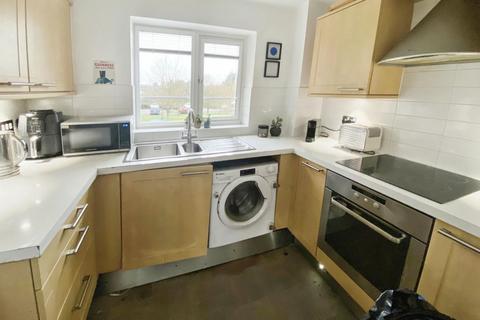 2 bedroom flat for sale, Hamlet Way, Stratford-upon-Avon