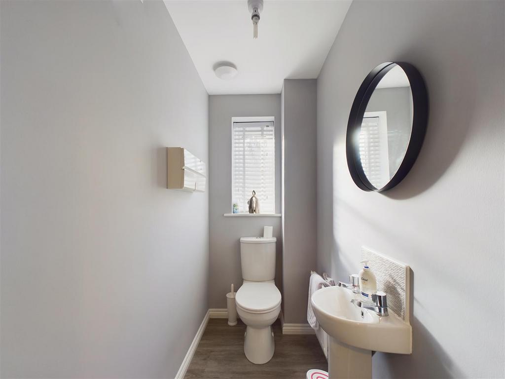 Guest cloakroom