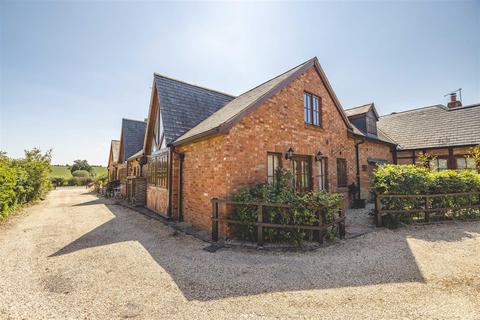 3 bedroom terraced house for sale, Drift Road, Winkfield, Windsor