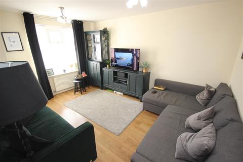 3 bedroom end of terrace house for sale, Wrens Nest Road, Dudley DY1