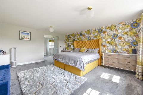 5 bedroom detached house for sale, Lumley Drive, Harlestone Heath, Northampton