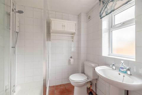 31 Forest Road, Windsor, SL4 4HX