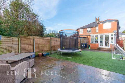75 Earnshaw Drive, Leyland, PR25 1GS
