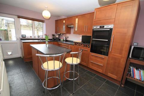 138 Quarry Road, Gomersal, Cleckheaton, BD19 4JB