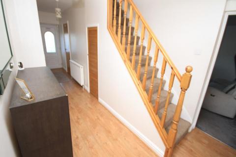 10 Farlea Drive, Bradford, BD2 3RJ