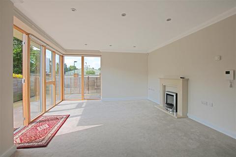 2 bedroom retirement property for sale, Helston Lane, Windsor