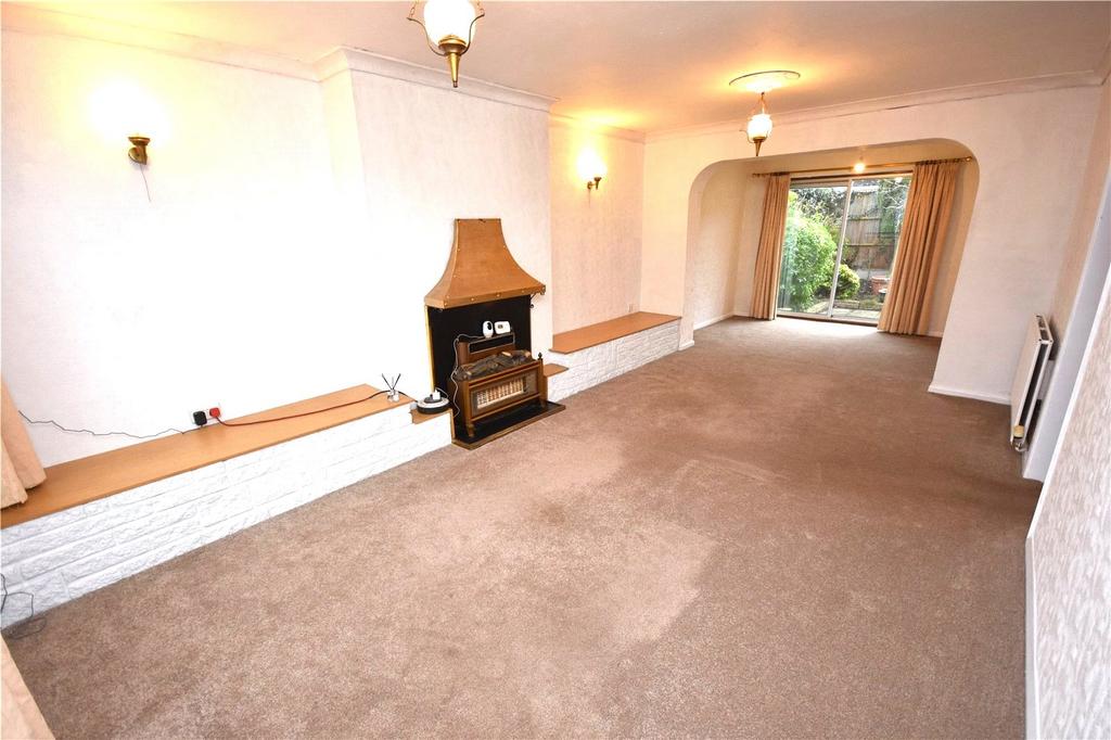 Through Lounge