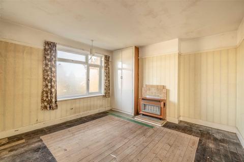 150 Clewer Hill Road, Windsor, SL4 4DB