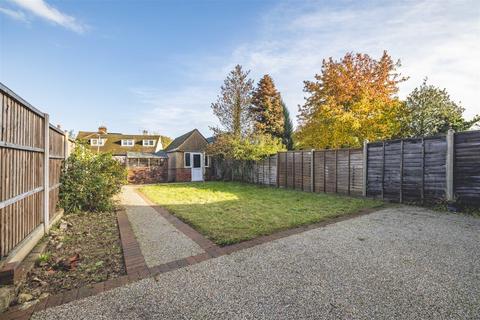 150 Clewer Hill Road, Windsor, SL4 4DB