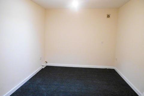 2 bedroom flat to rent, Pool Street, Caernarfon