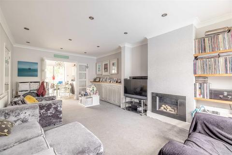 24 Forest Road, Windsor, SL4 4HU