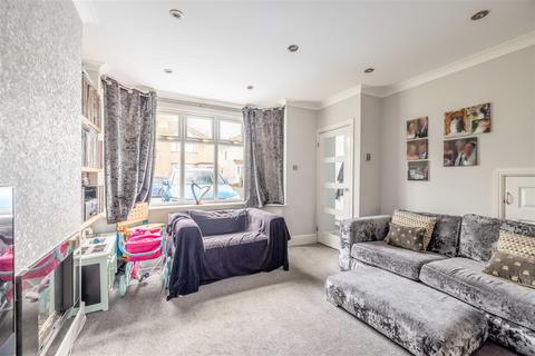 24 Forest Road, Windsor, SL4 4HU