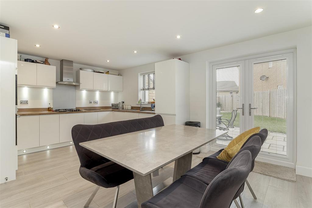 Dining Kitchen - C.jpg