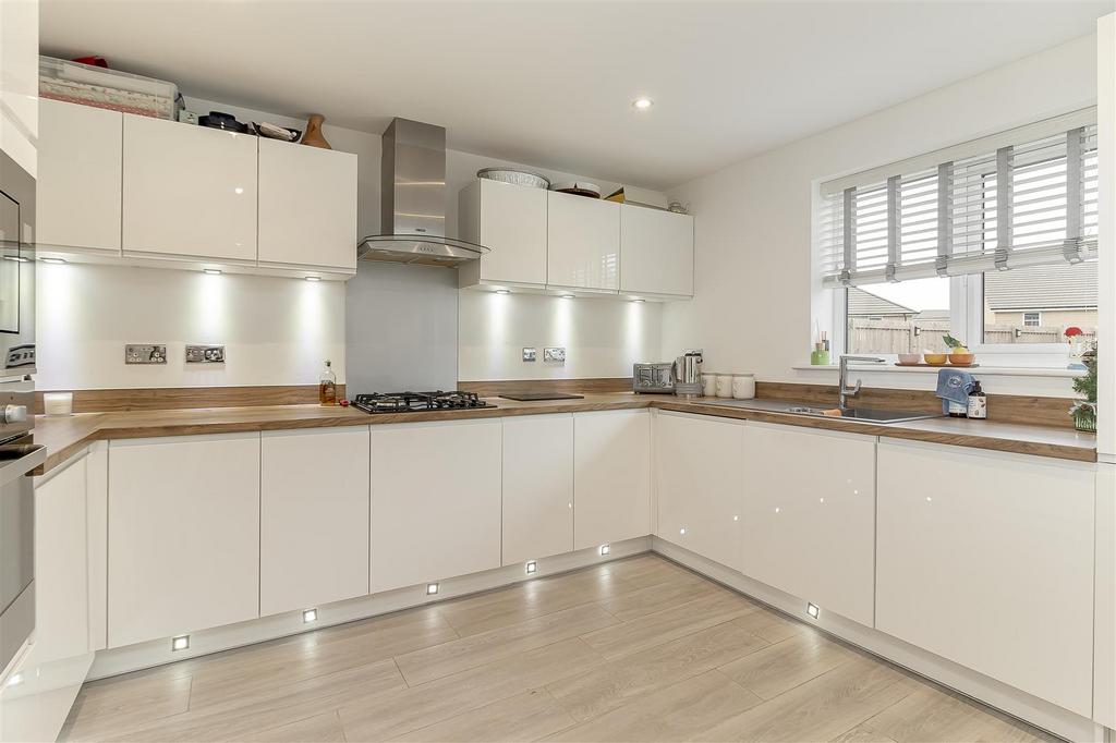 Dining Kitchen - D.jpg