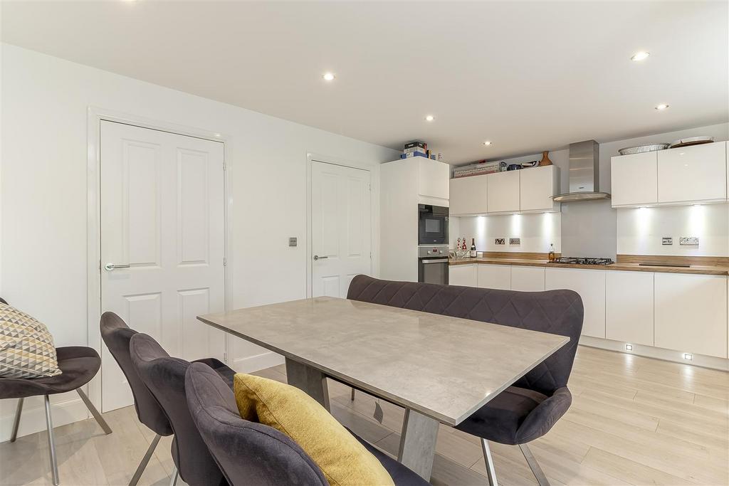 Dining Kitchen - B.jpg