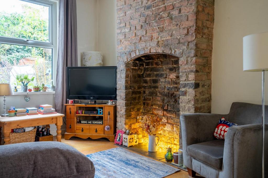 St. Pauls Terrace, York 2 bed terraced house for sale £300,000