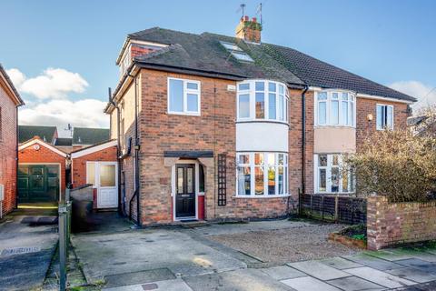 4 bedroom semi-detached house for sale - Lumley Road, York