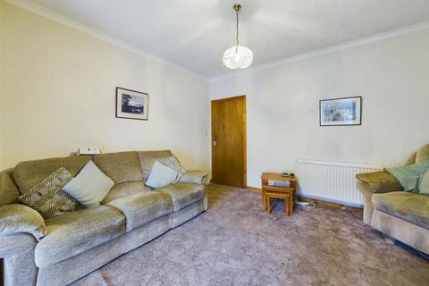 10 Wades Road, Inverlochy, Fort William, PH33 6NE