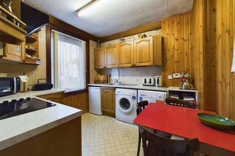 10 Wades Road, Inverlochy, Fort William, PH33 6NE