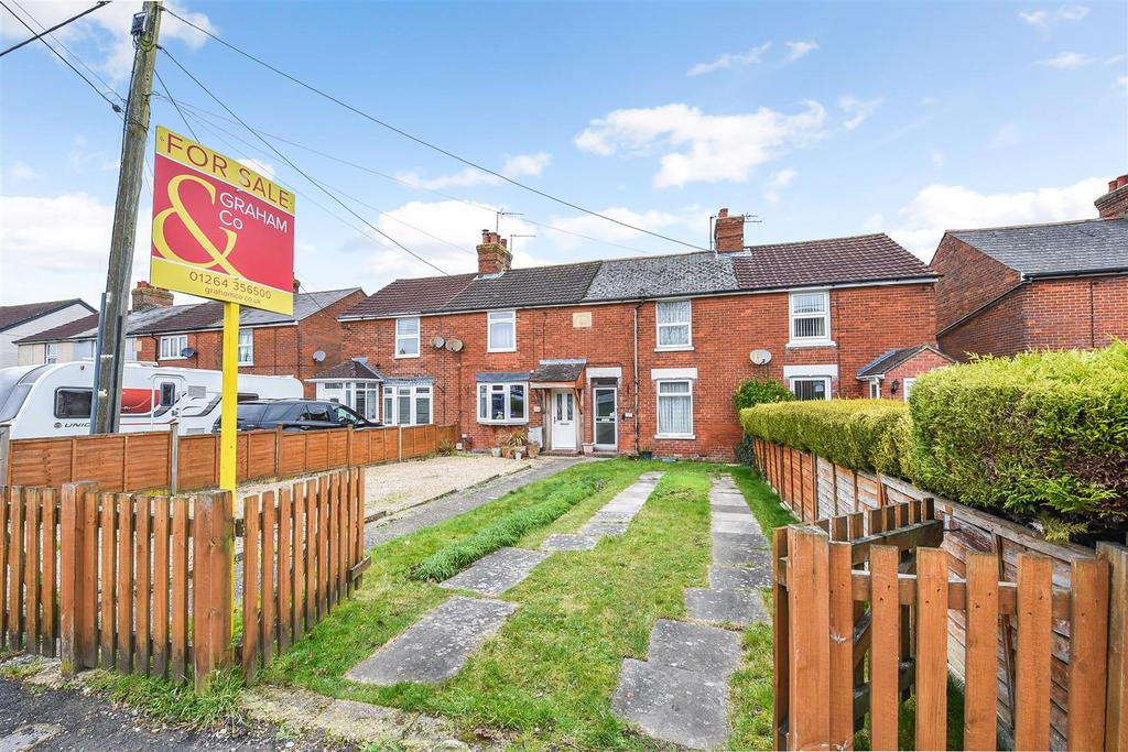 Vigo Road, Andover 3 bed terraced house £280,000