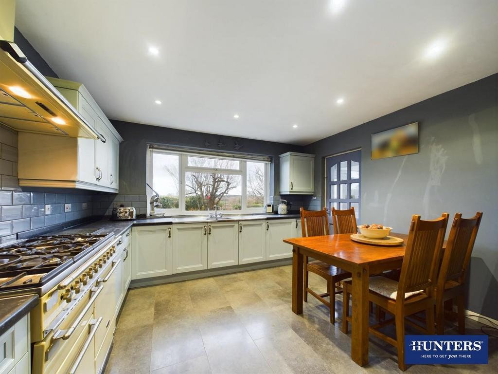 Durdar Road, Carlisle, CA2 2 bed detached bungalow for sale £265,000