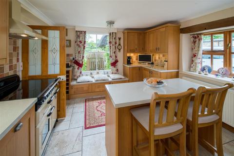4 bedroom farm house for sale, Middleton, Isle of Wight