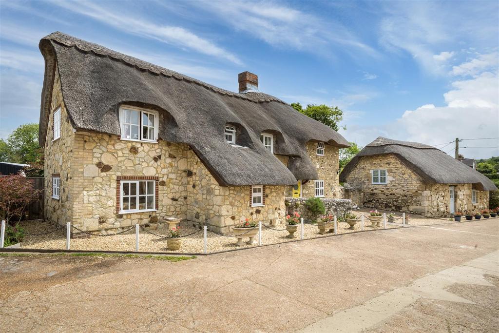 Sheepwash Farmhouse and Barn