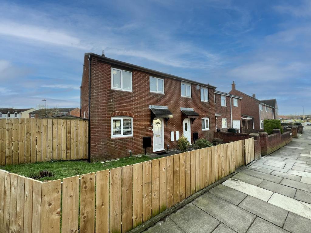 Parkside Terrace, High Farm, Wallsend 2 bed terraced house for sale £