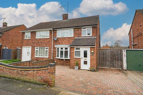 3 bedroom semi-detached house for sale - Highfield Road, Leighton Buzzard