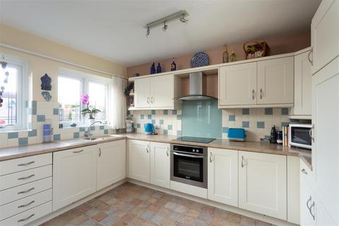 4 bedroom detached house for sale, North Moor Road, Huntington, York