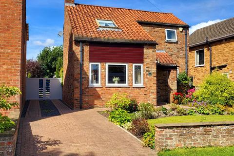 4 bedroom detached house for sale, North Moor Road, Huntington, York