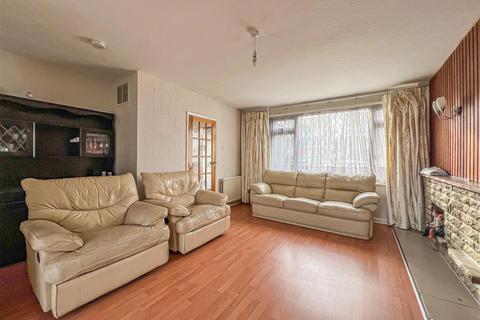 3 bedroom link detached house for sale, Windsor Way, Rayleigh SS6