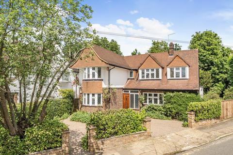 5 bedroom detached house for sale, Cavendish Drive, Edgware HA8