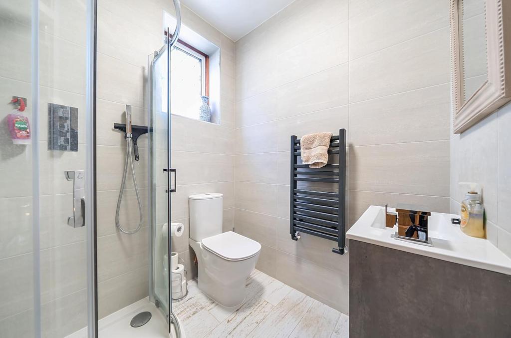 Davidson Frost-Wellings, DFW, Cavendish Drive, Edg