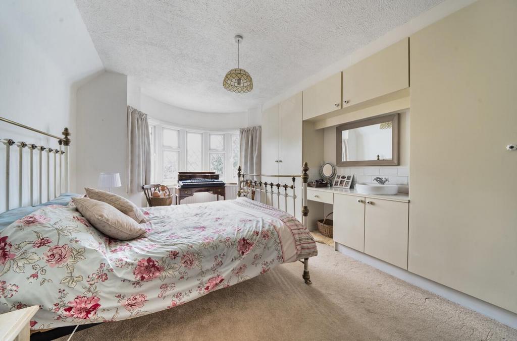Davidson Frost-Wellings, DFW, Cavendish Drive, Edg
