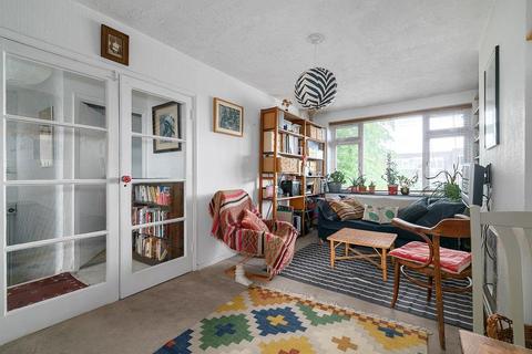 2 bedroom flat for sale, Northumberland Park, London N17