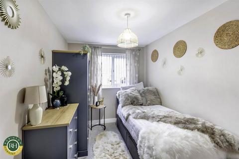 182 Sandringham Road, Doncaster, DN2 5JB